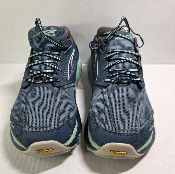 Altra Olympus 3.5 Women's Sz 10 Running Shoes Blue Green ALW1959F004 - Picture 2 of 8